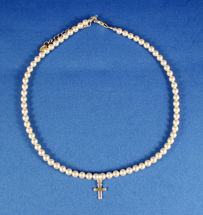 Pearl Necklace with Sterling silver Cross